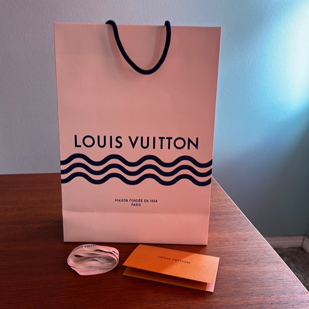 Louis Vuitton packaging